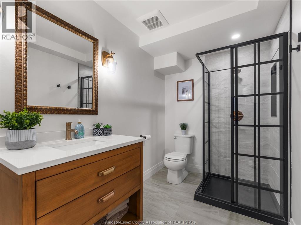 Photo 39 of 1376 Pascal Avenue, Lakeshore ON