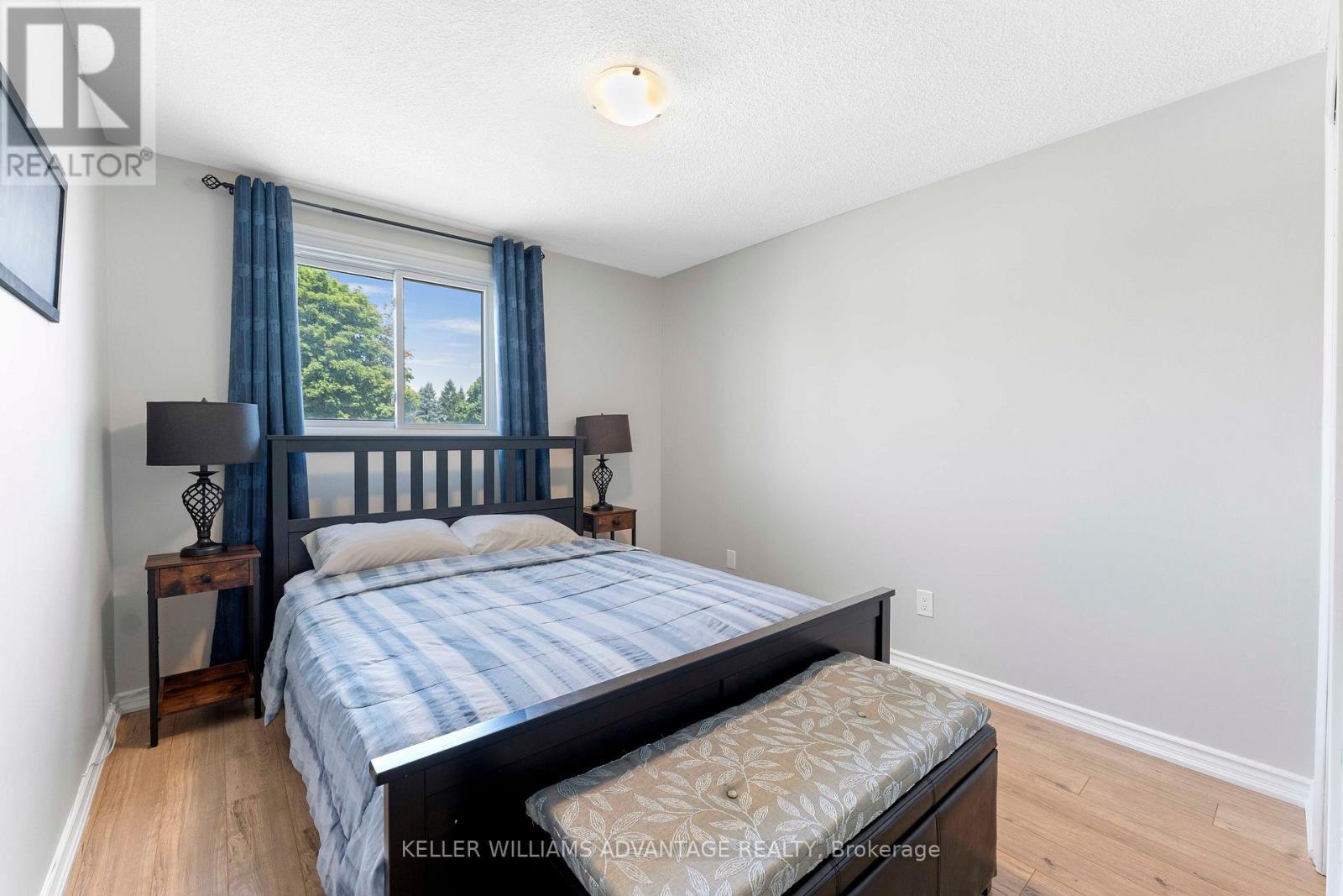 Photo 15 of 17 Loscombe Drive, Clarington ON