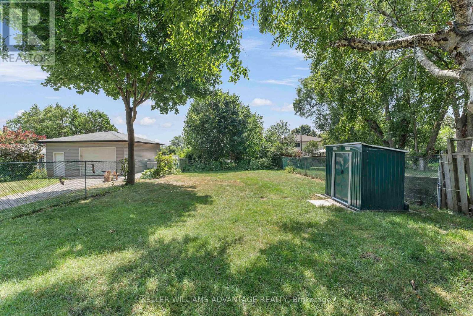 Photo 23 of 17 Loscombe Drive, Clarington ON