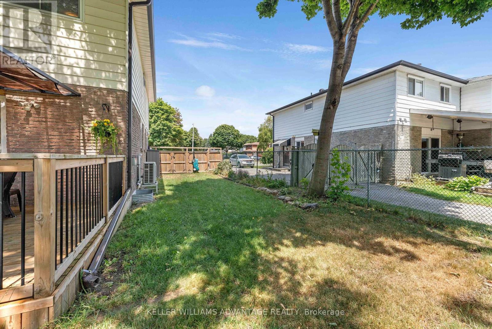 Photo 24 of 17 Loscombe Drive, Clarington ON