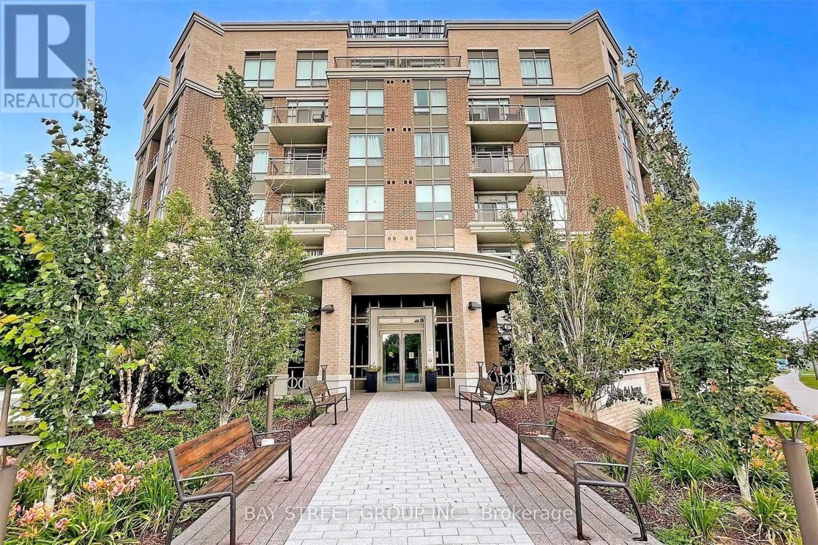 Photo 1 of 702 540 Bur Oak Avenue, Markham ON