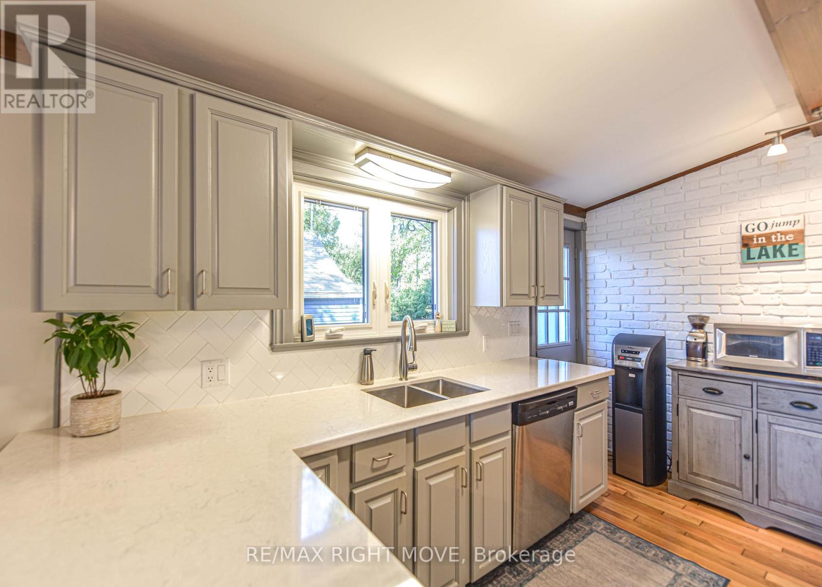Photo 22 of 4350 Plum Point Road, Ramara ON