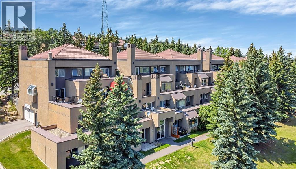 Photo 1 of 8 218 Village Terrace Sw, Calgary AB
