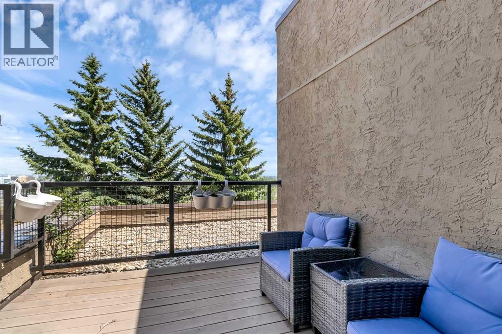 Photo 13 of 8 218 Village Terrace Sw, Calgary AB