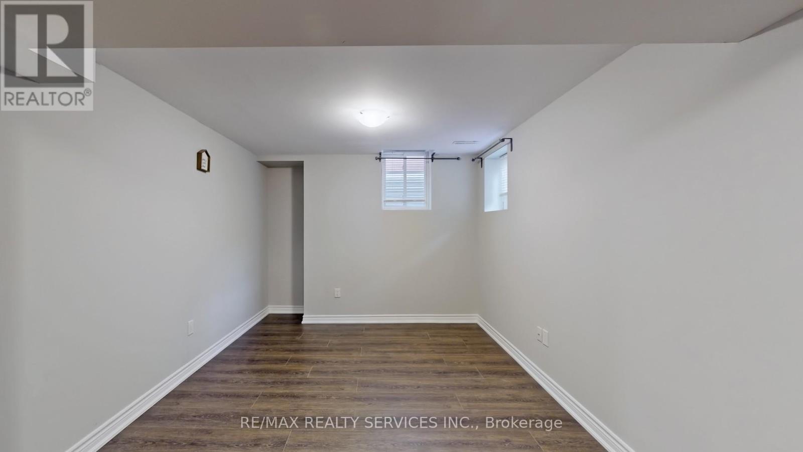 Photo 4 of Lower 87 Sprucelands Avenue, Brampton ON