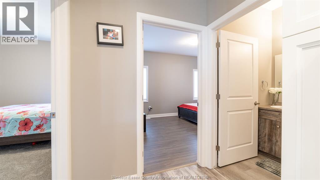 Photo 19 of 224 Moonstone Crescent, Chatham ON