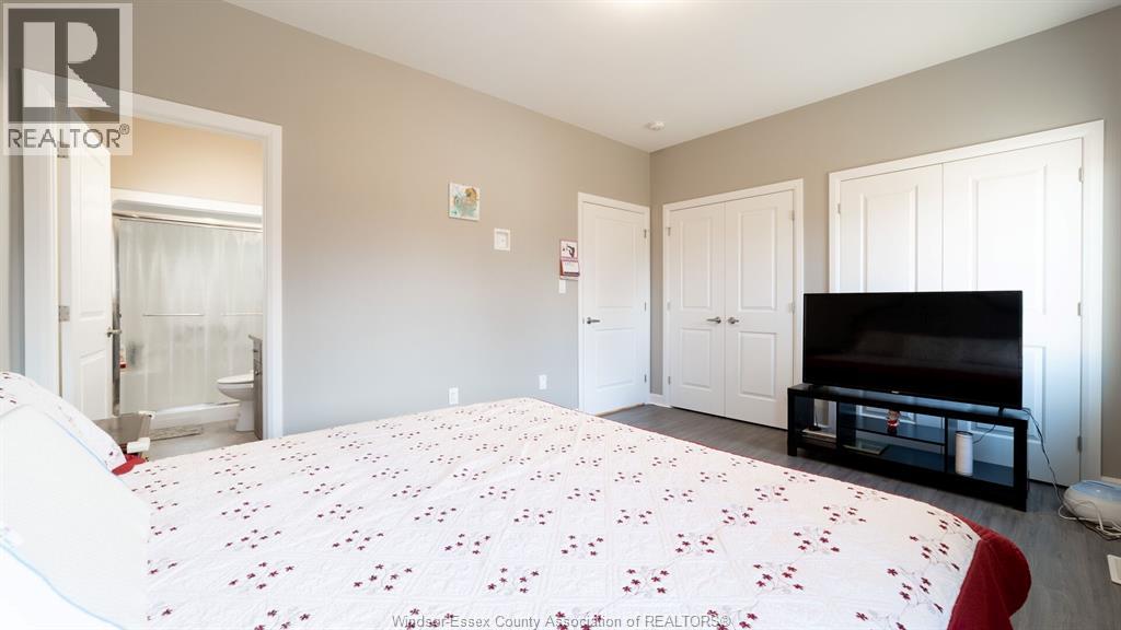 Photo 24 of 224 Moonstone Crescent, Chatham ON