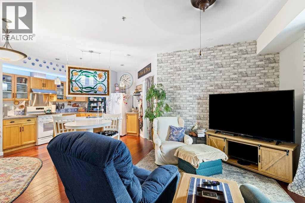 5040 53 Street, Sylvan Lake