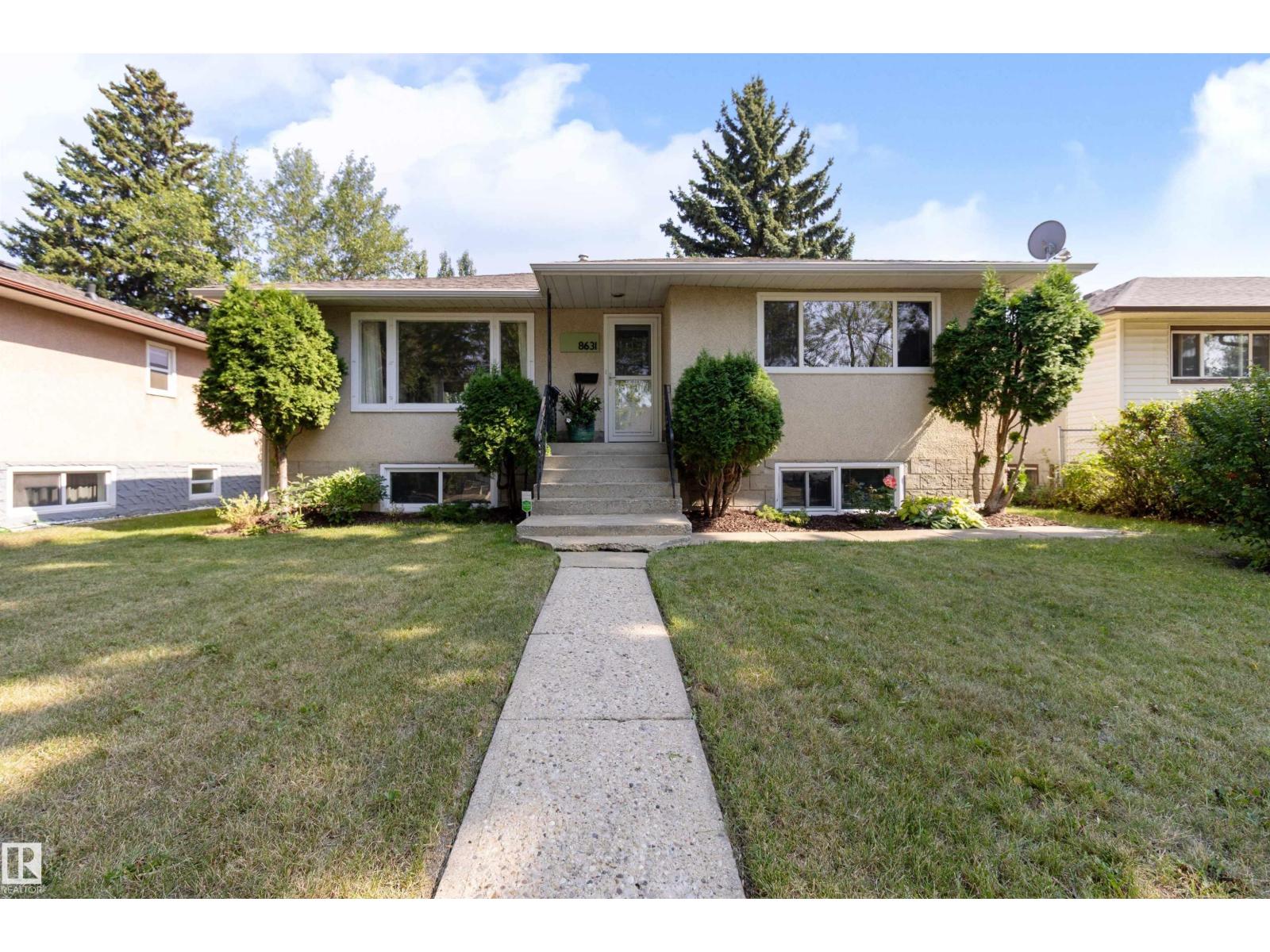 Photo 1 of 8631 76 St Nw, Edmonton AB