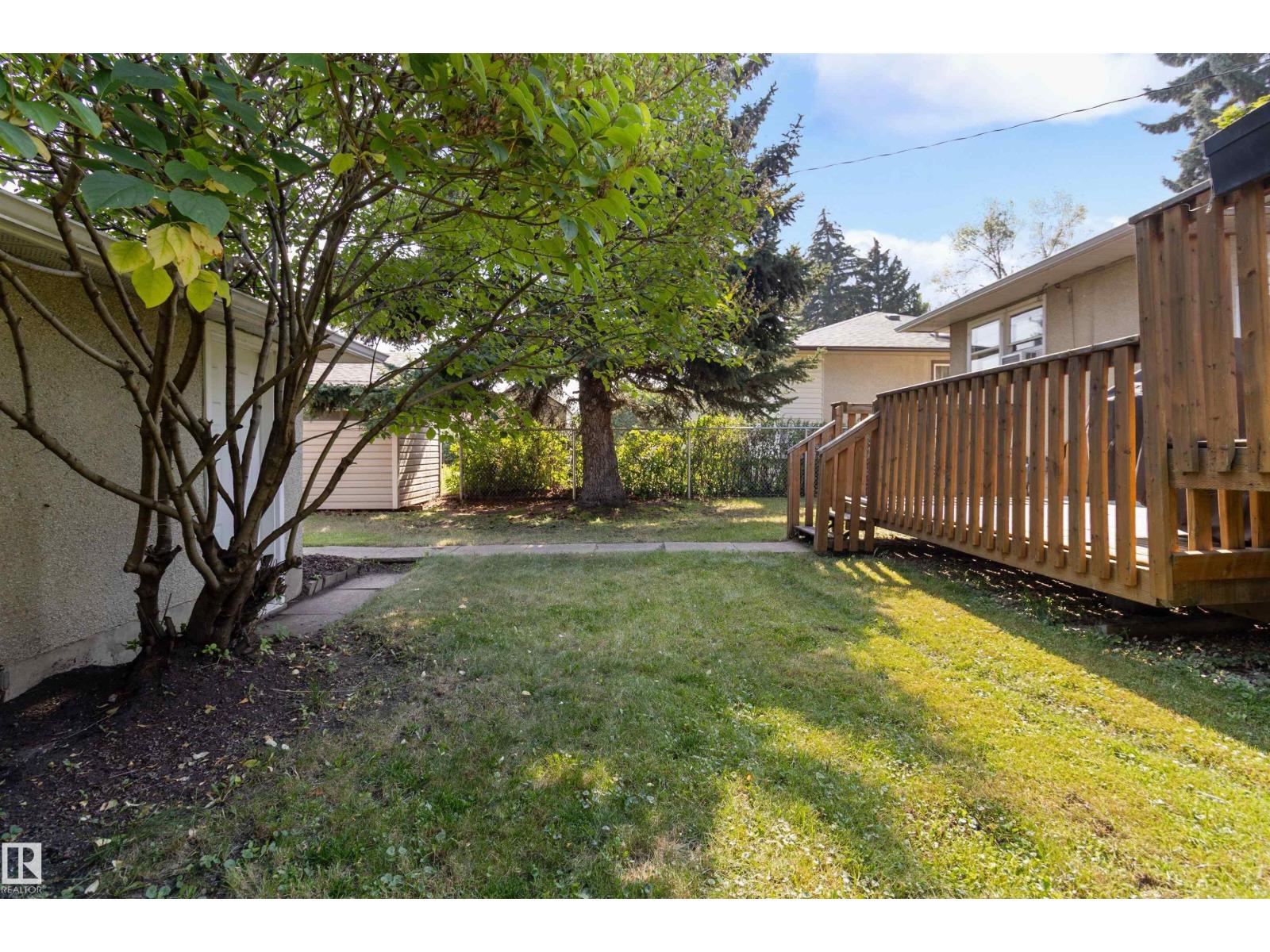 Photo 39 of 8631 76 St Nw, Edmonton AB