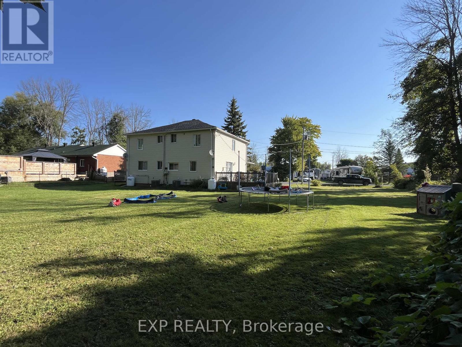 Photo 8 of 2012 Poulin Avenue, Cornwall ON