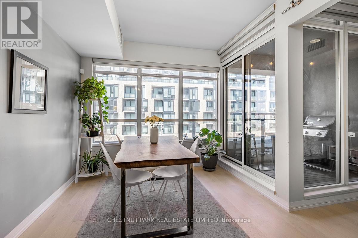 Photo 12 of 304 835 St Clair Avenue W, Toronto ON