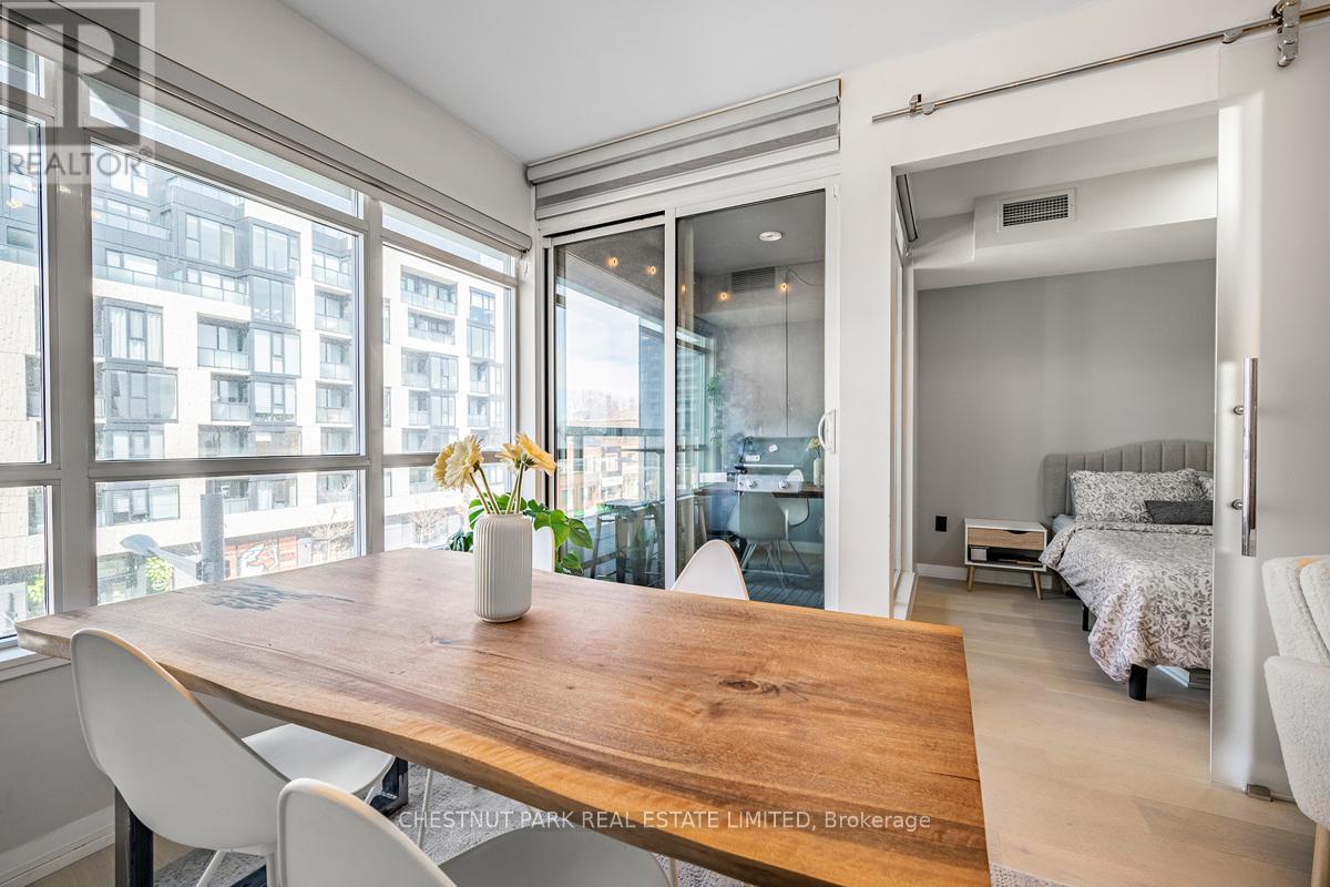 Photo 14 of 304 835 St Clair Avenue W, Toronto ON