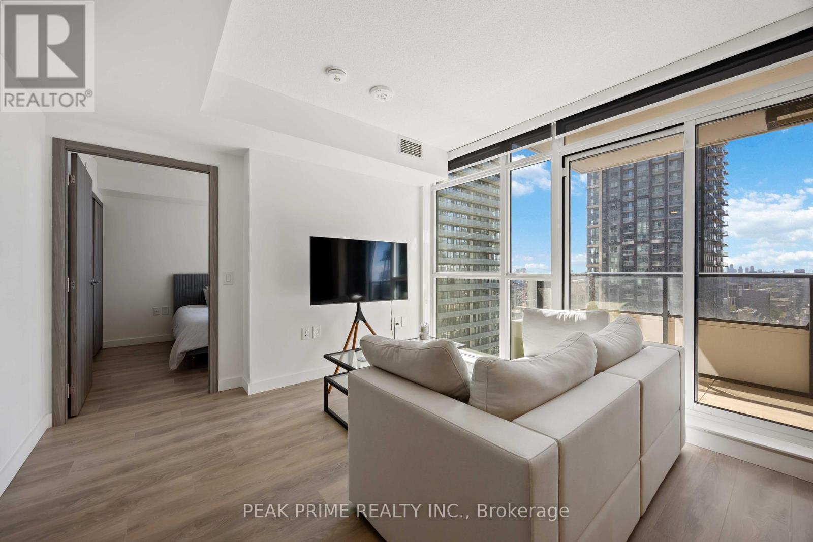 Photo 10 of 2610 38 Widmer Street, Toronto ON
