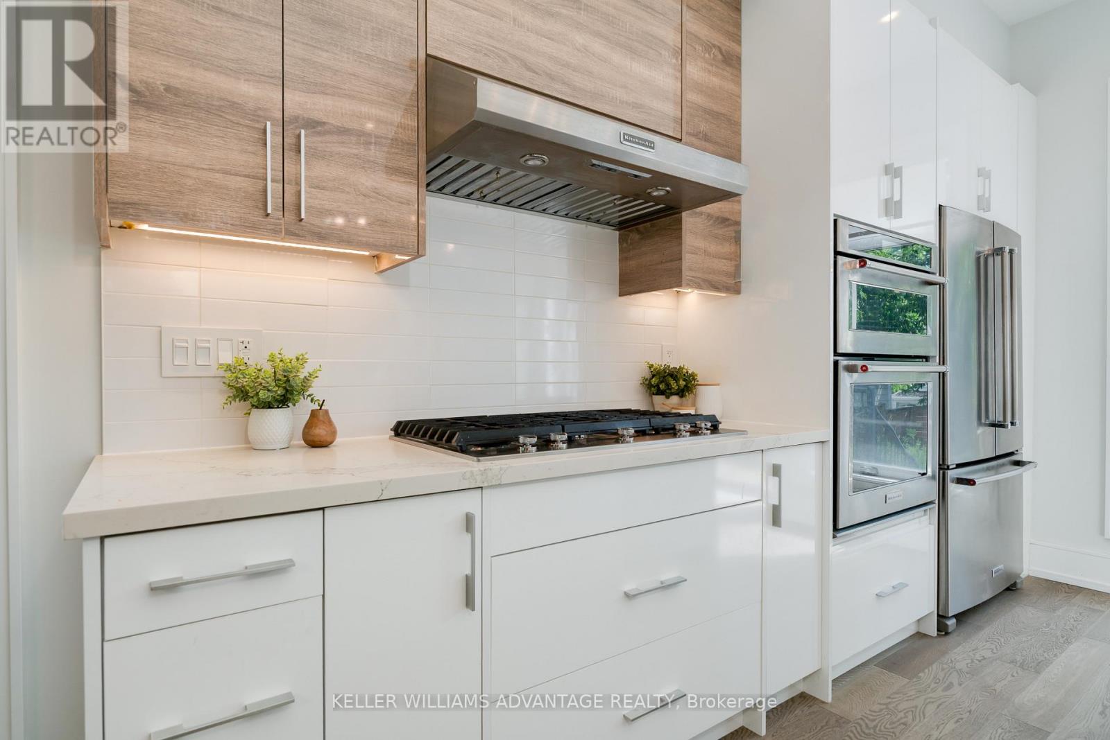 Photo 16 of 18 Mckayfield Road, Toronto ON
