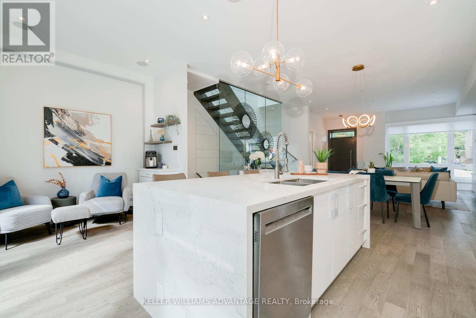 Photo 17 of 18 Mckayfield Road, Toronto ON
