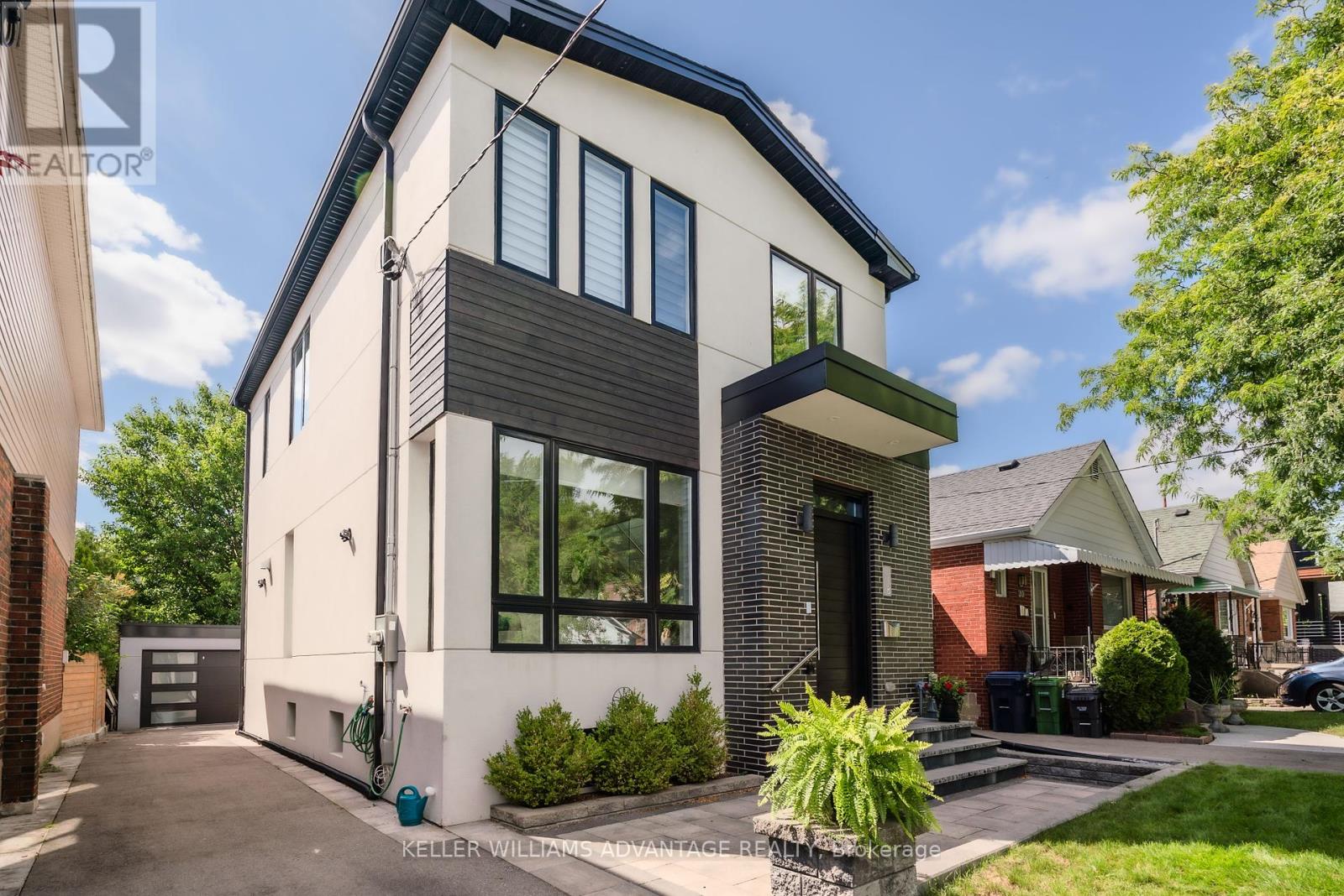 Photo 2 of 18 Mckayfield Road, Toronto ON
