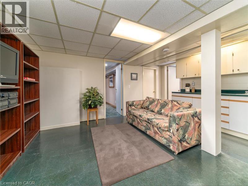 Photo 21 of 100 Market Street E, Port Dover ON