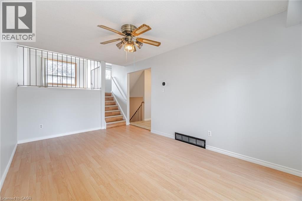 Photo 14 of 281 Bluevale Street N Unit 23, Waterloo ON