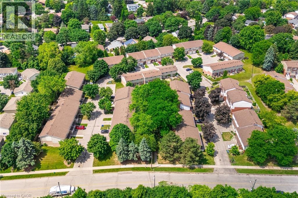 Photo 35 of 281 Bluevale Street N Unit 23, Waterloo ON