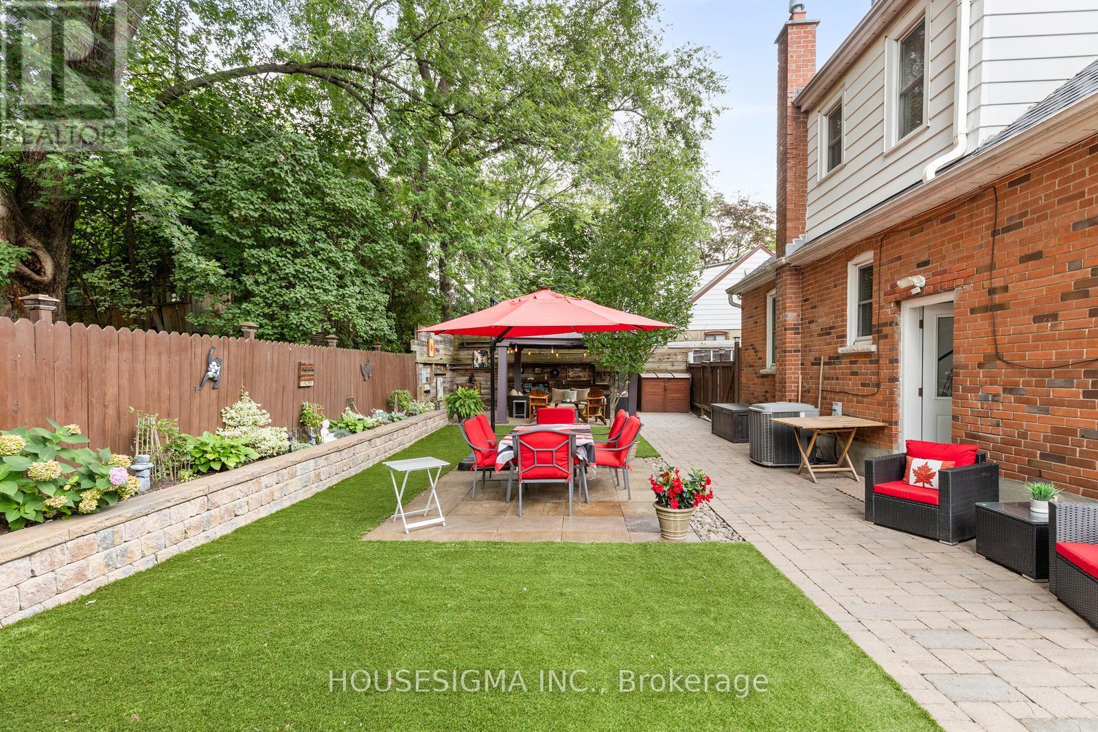 Photo 28 of 129 Edgecroft Road, Toronto ON