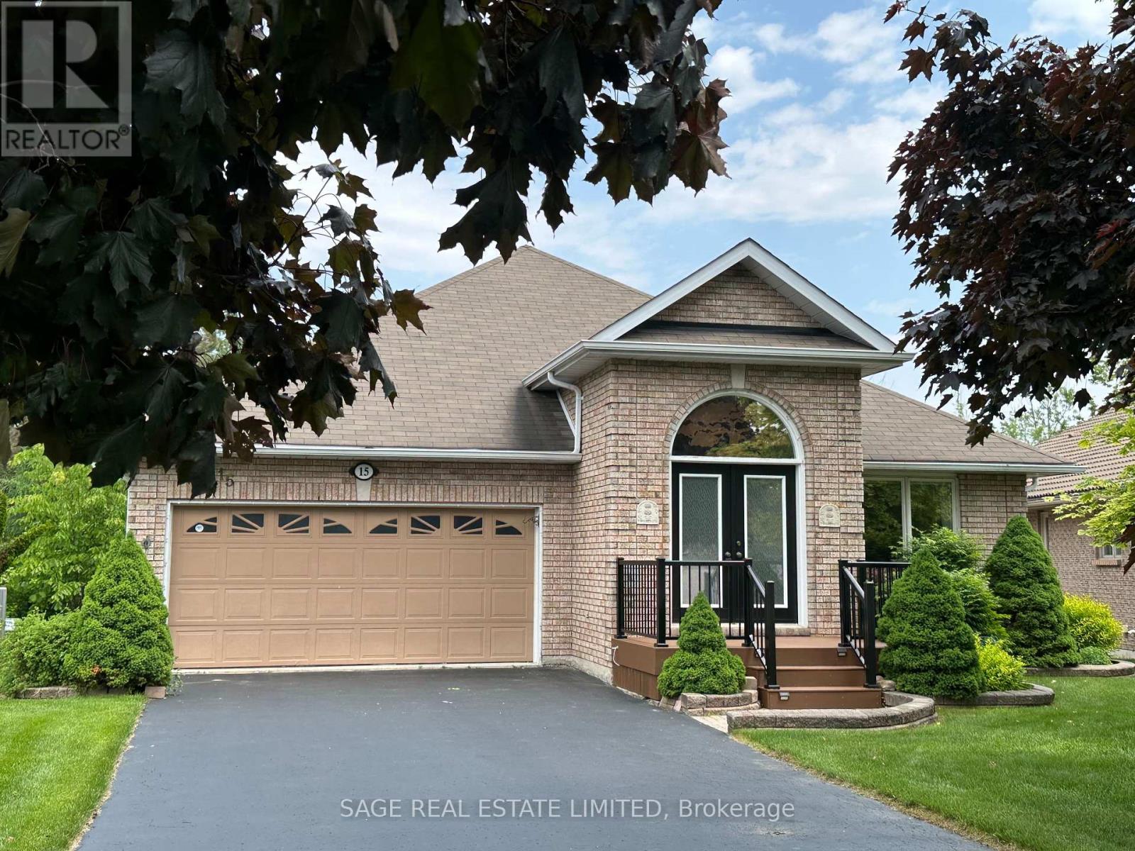 Photo 1 of 15 Hillview Drive, Kawartha Lakes ON