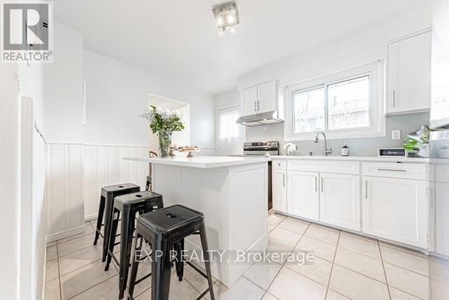 Photo 8 of 26 Greening Avenue, Hamilton ON