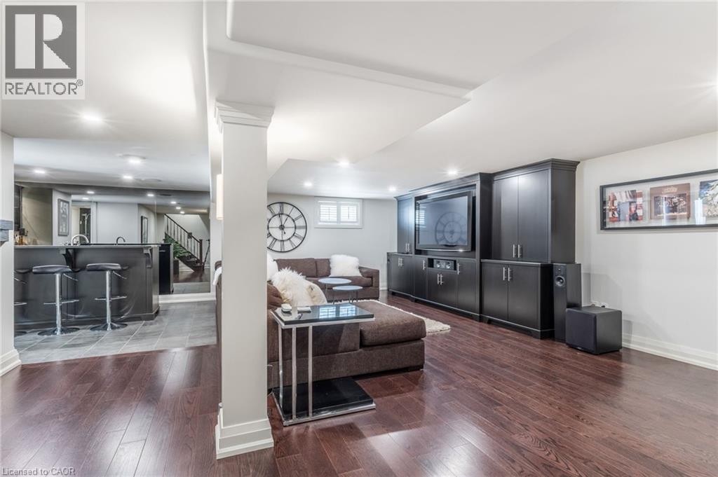 Photo 25 of 319 Goodram Drive, Burlington ON
