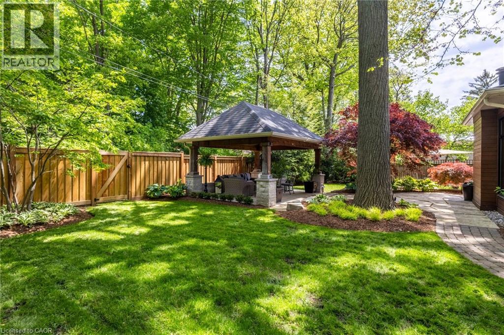 Photo 32 of 319 Goodram Drive, Burlington ON