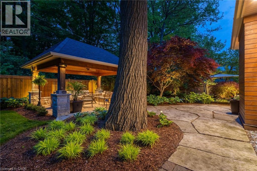 Photo 37 of 319 Goodram Drive, Burlington ON