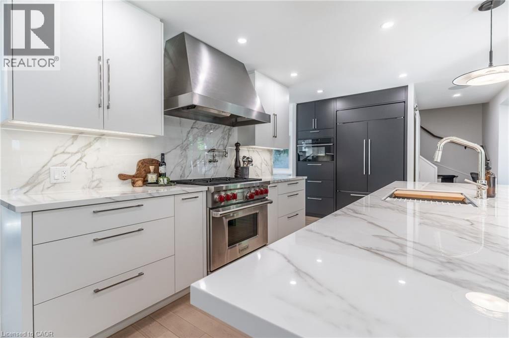 Photo 9 of 319 Goodram Drive, Burlington ON
