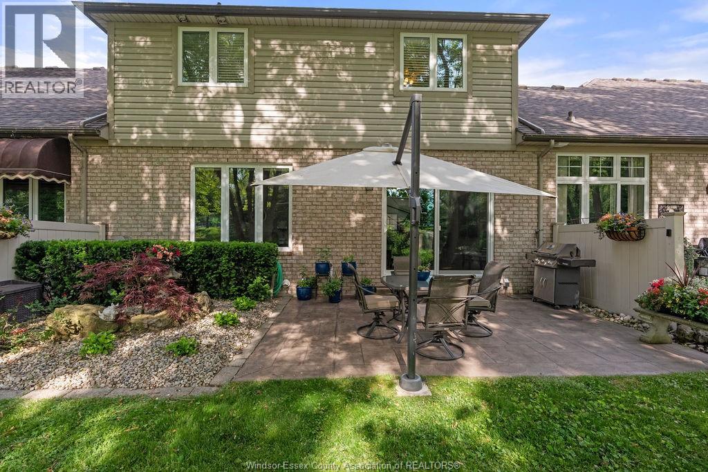 Photo 34 of 12 Lakeside Cr, Kingsville ON