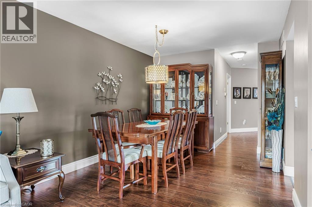 Photo 8 of 21 Jane Street, Smithville ON