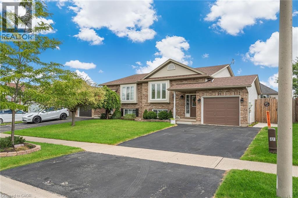 Photo 35 of 21 Jane Street, Smithville ON