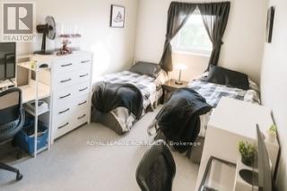 Photo 17 of 120 Howard Crescent, Orangeville ON