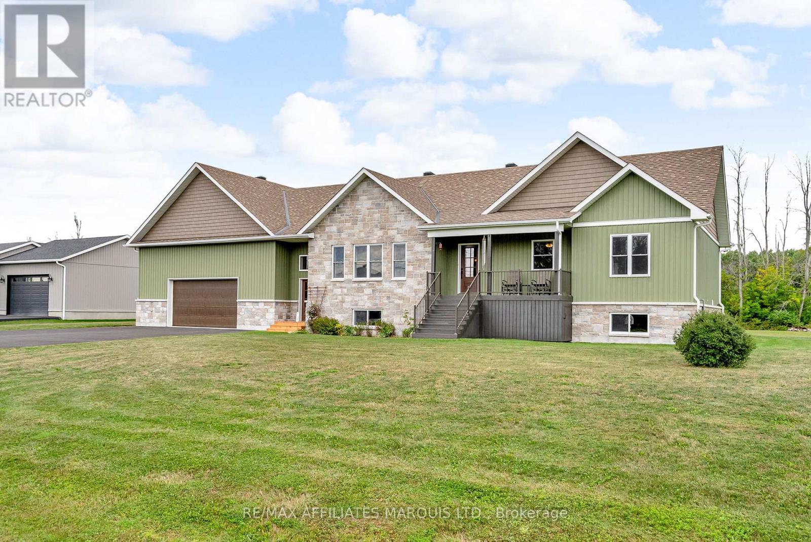Photo 3 of 6840 Lalonde Boulevard, South Glengarry ON