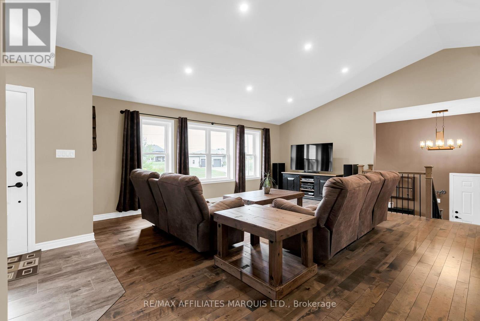 Photo 5 of 6840 Lalonde Boulevard, South Glengarry ON