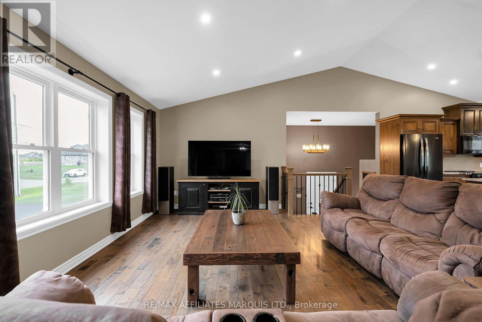 Photo 7 of 6840 Lalonde Boulevard, South Glengarry ON