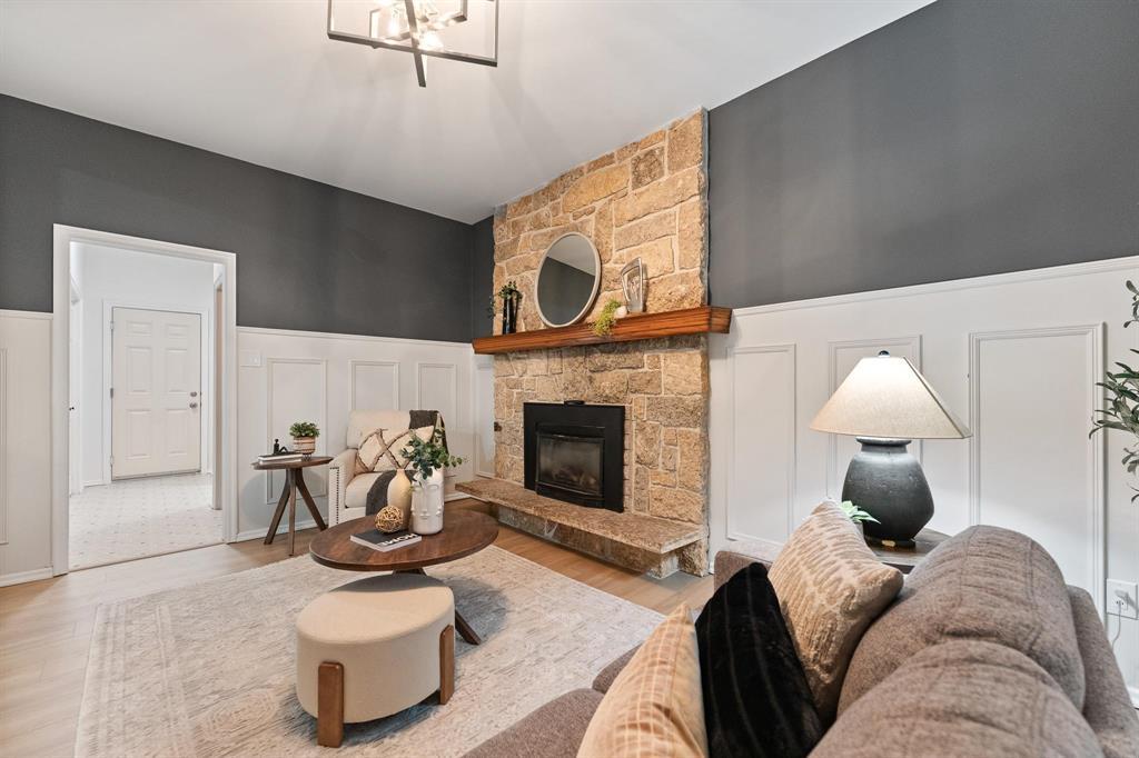 Photo 18 of 39 Carlotta Crescent, Winnipeg MB
