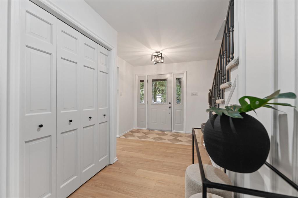 Photo 22 of 39 Carlotta Crescent, Winnipeg MB