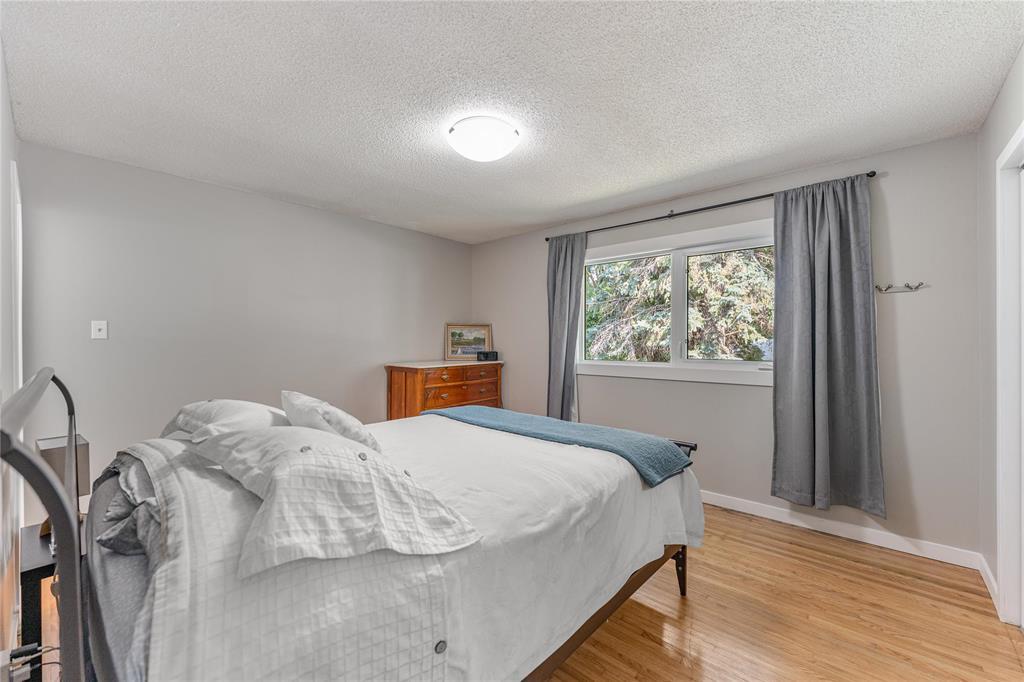 Photo 16 of 184 Risbey Crescent, Winnipeg MB