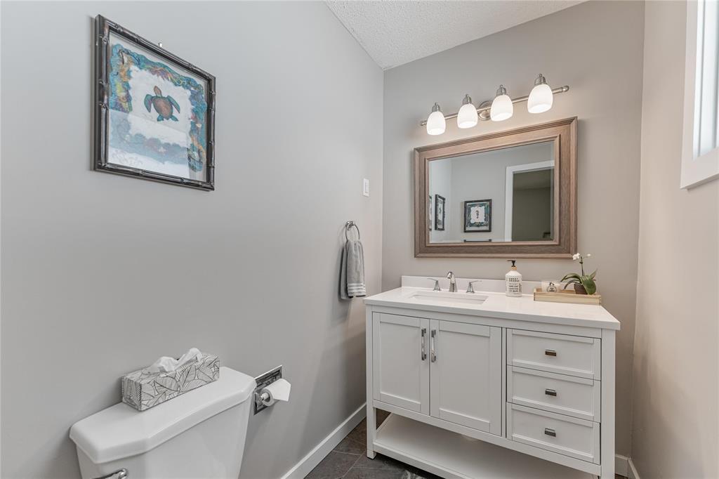 Photo 18 of 184 Risbey Crescent, Winnipeg MB