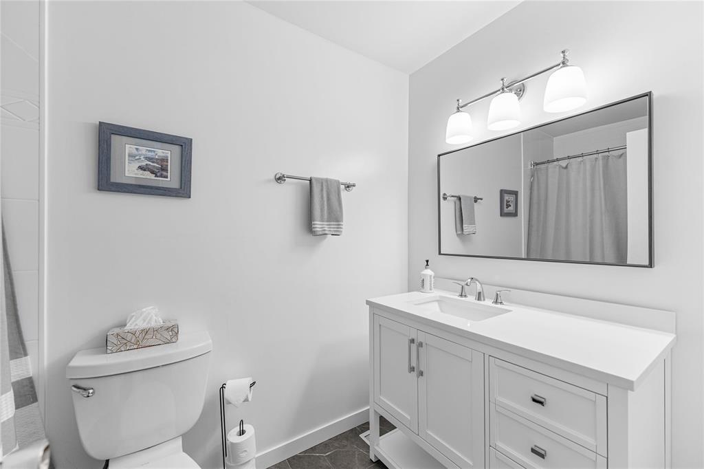 Photo 21 of 184 Risbey Crescent, Winnipeg MB