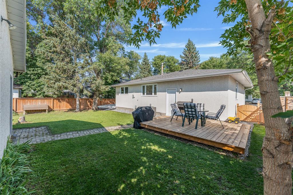 Photo 29 of 184 Risbey Crescent, Winnipeg MB