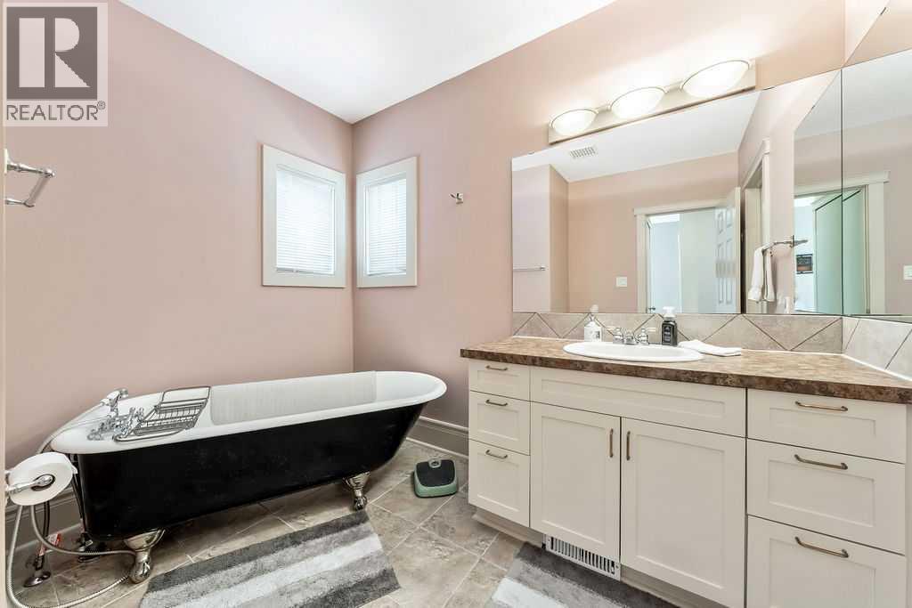 Photo 29 of 1027 13 Avenue Sw, Calgary AB