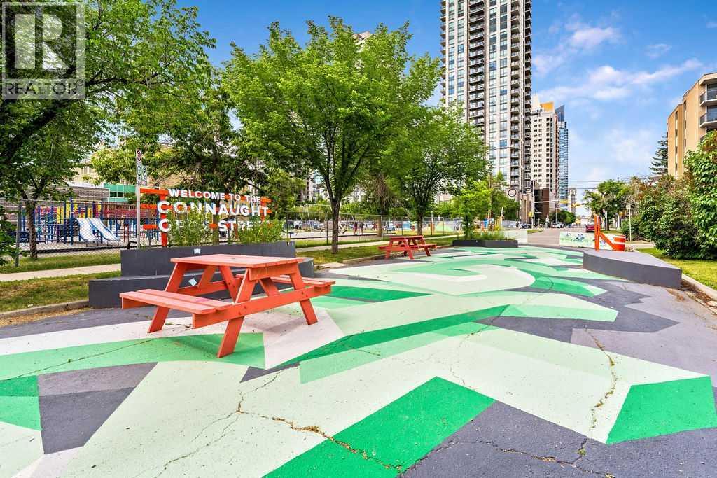 Photo 46 of 1027 13 Avenue Sw, Calgary AB