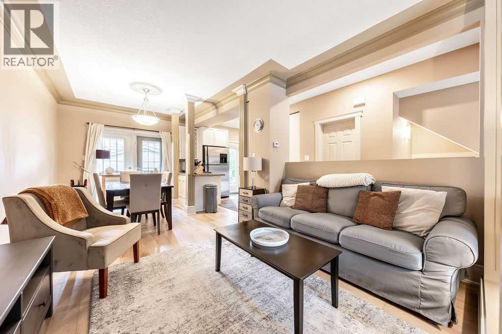 Photo 11 of 1027 13 Avenue Sw, Calgary AB