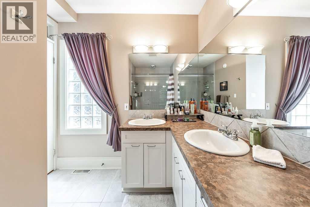 Photo 26 of 1027 13 Avenue Sw, Calgary AB