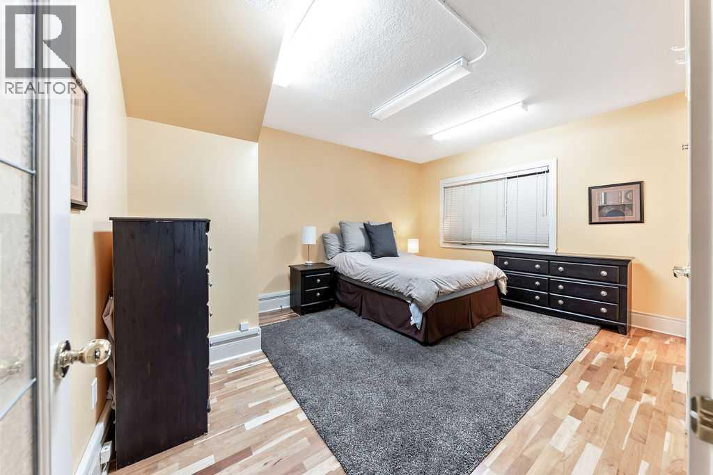Photo 23 of 1027 13 Avenue Sw, Calgary AB
