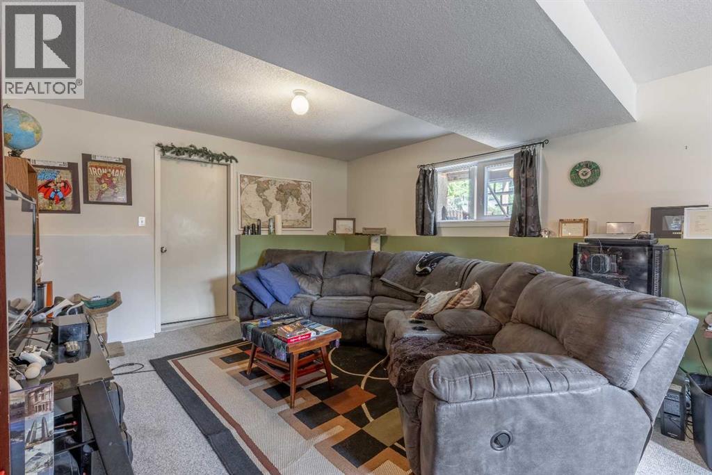 Photo 24 of 2705 32 A Avenue S, Lethbridge AB